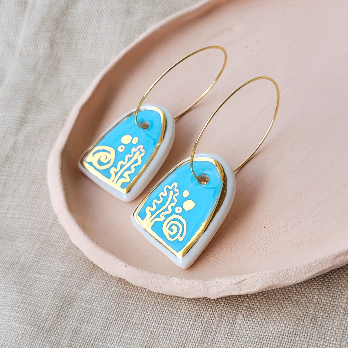 Porcelain dangle earrings with gold "Seabed"