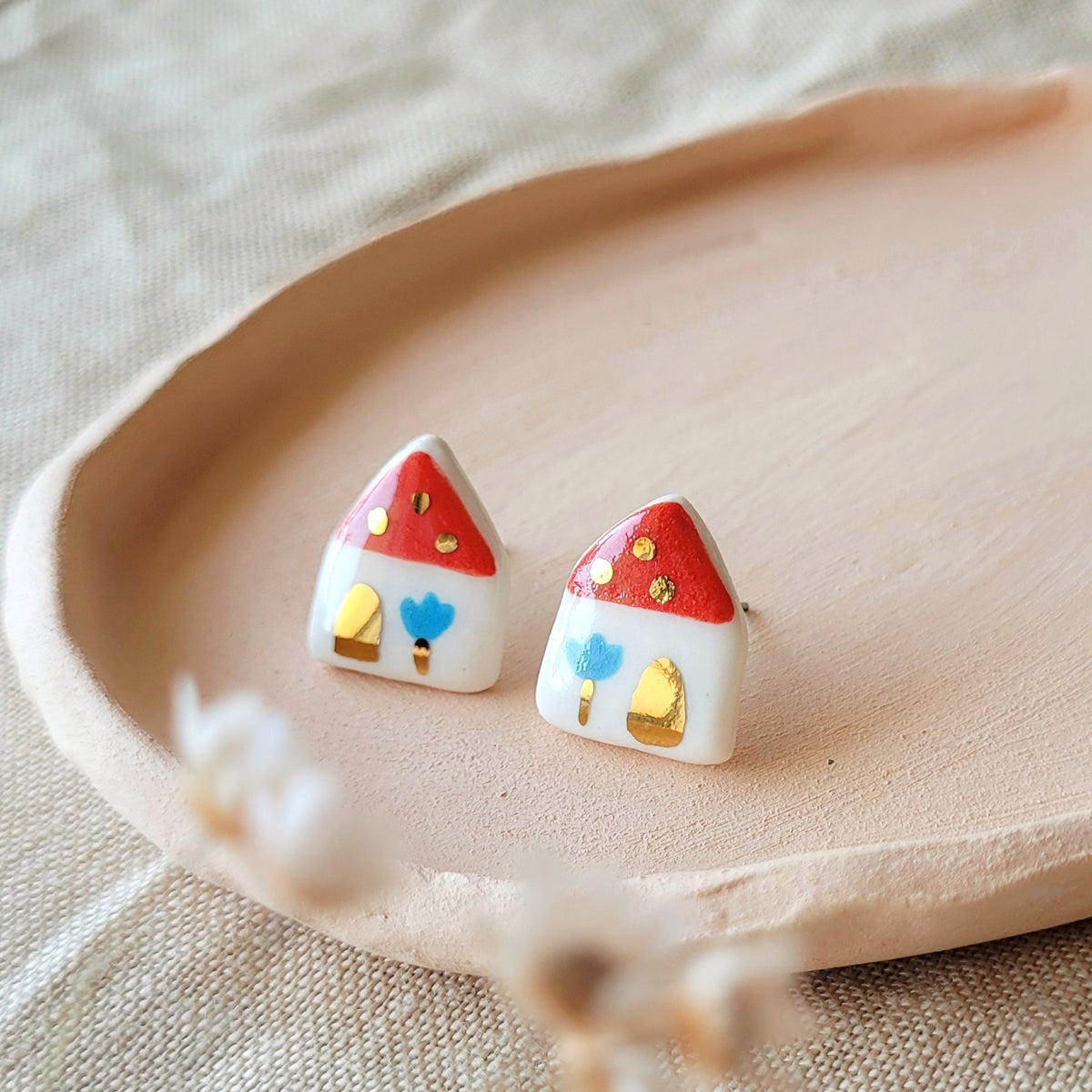 Porcelain stud earrings with gold "Houses with red roof"