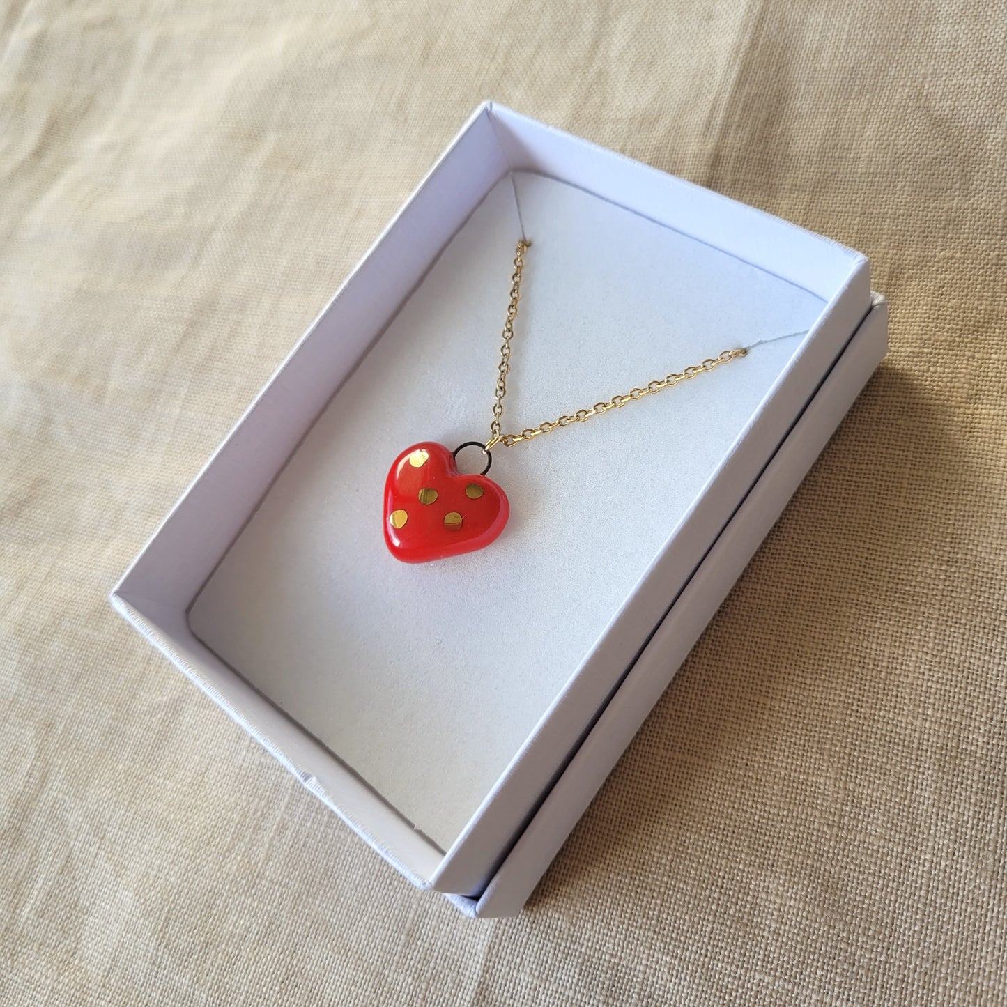 Porcelain necklace with gold "Little red heart"