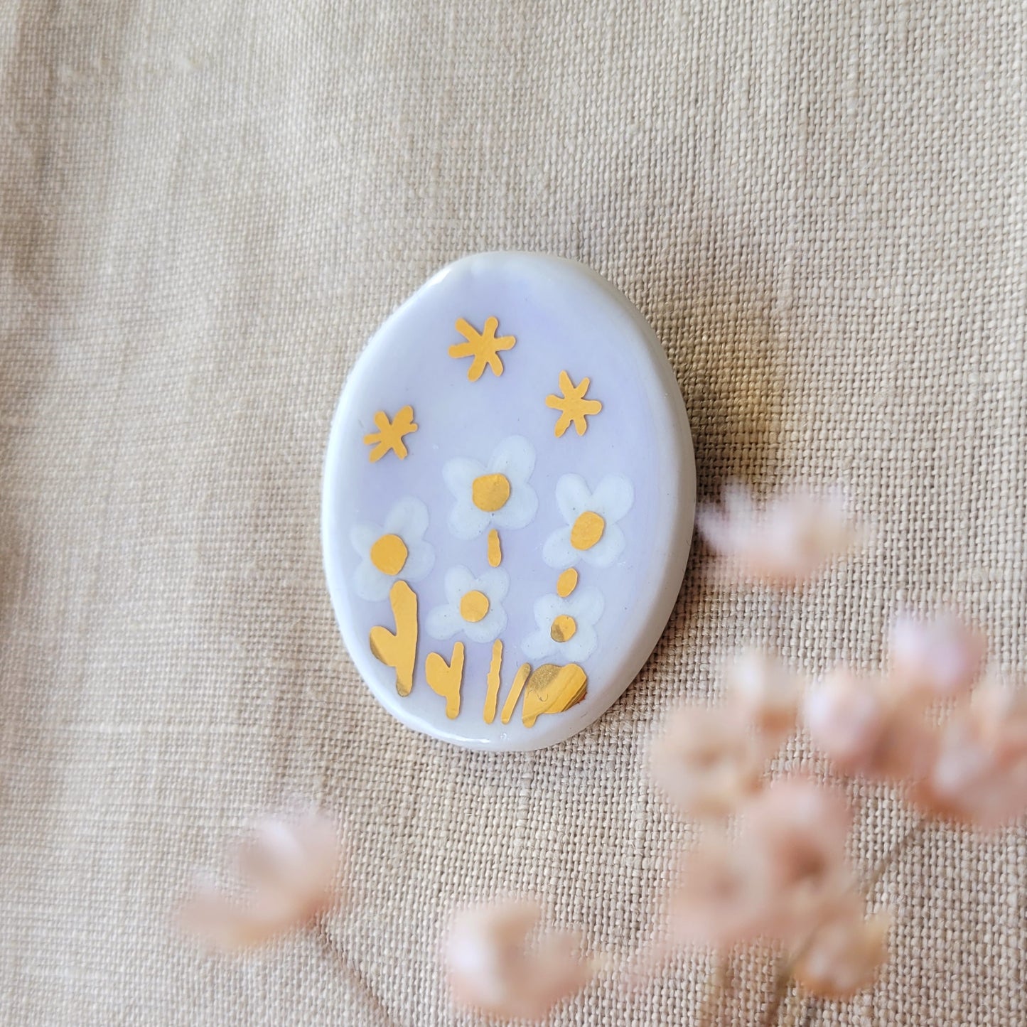 Porcelain brooch with gold "Purple night"