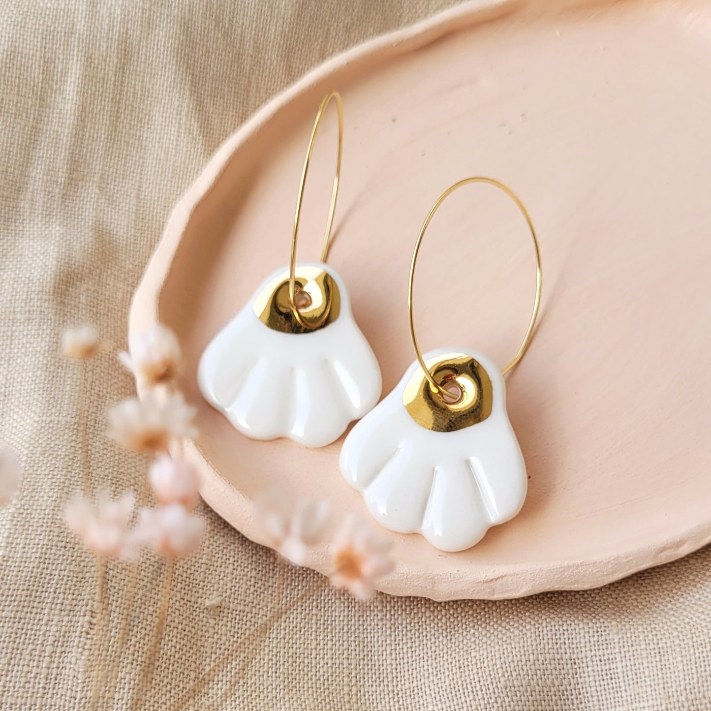 Porcelain dangle earrings with gold "Daisies with gold"