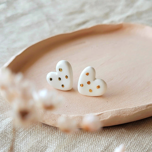 Porcelain stud earrings with gold "Tiny hearts with dots"