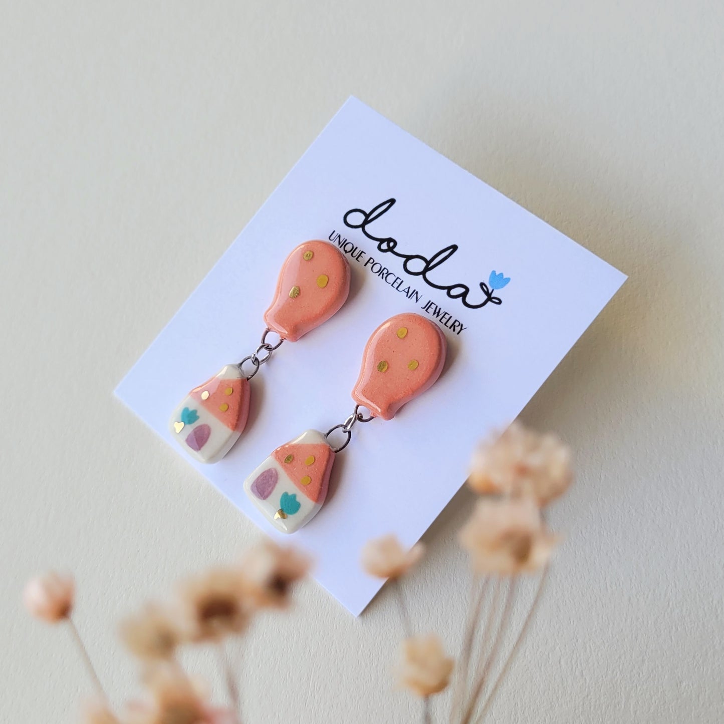 Porcelain stud earrings with gold "Pink house and balloon"