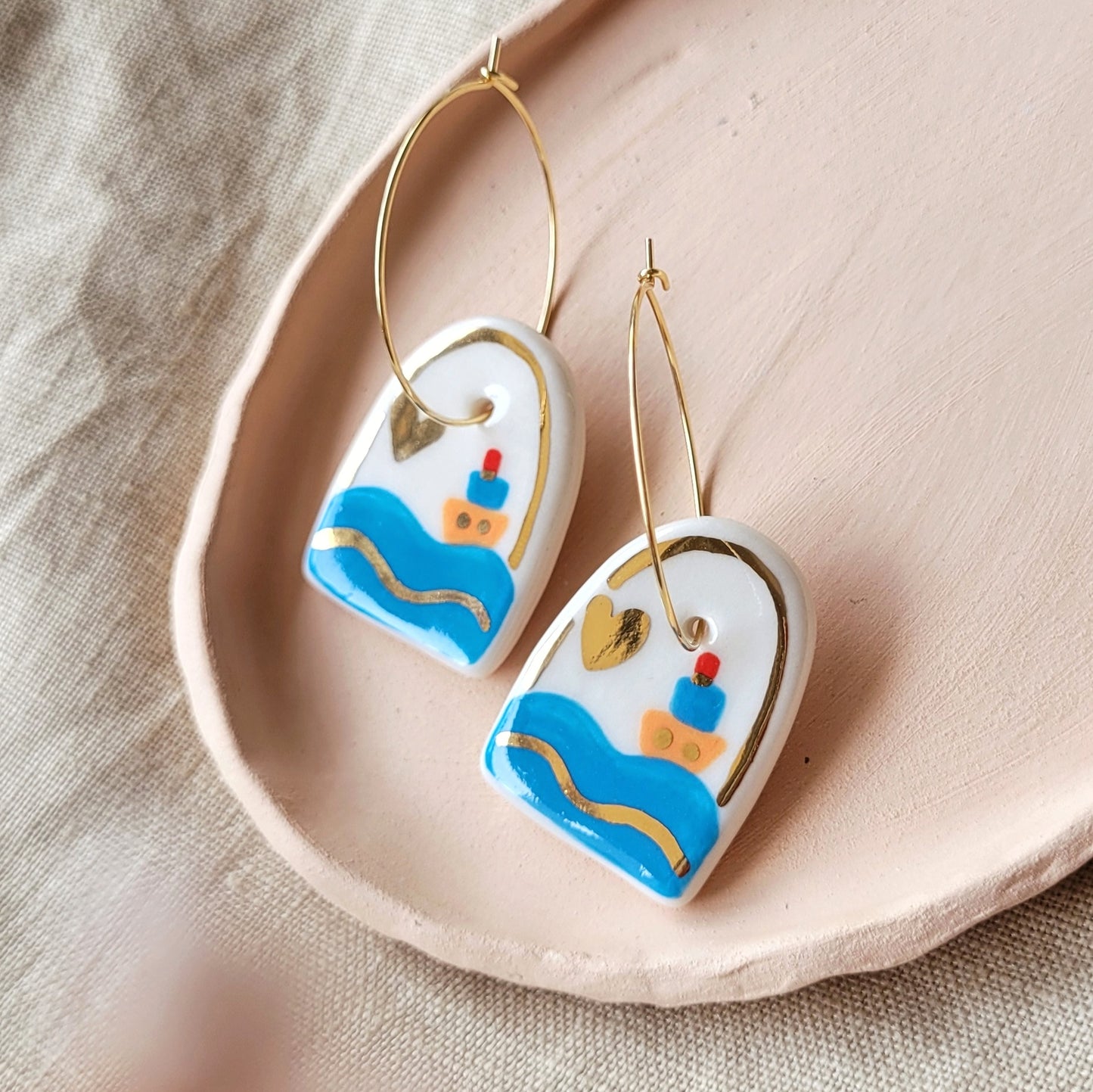Porcelain dangle earrings with gold "Our boat"