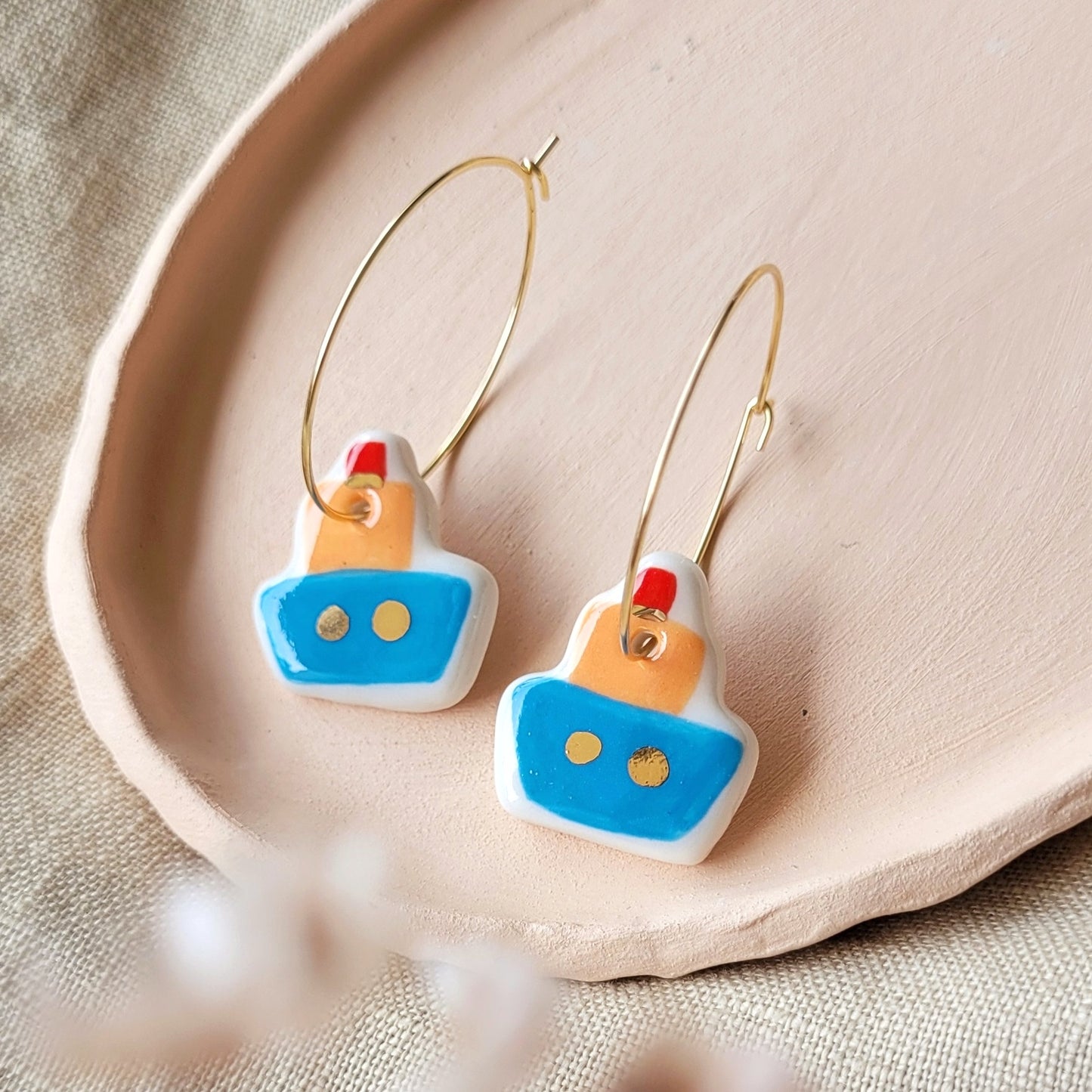 Porcelain dangle earrings with gold "Little boats"