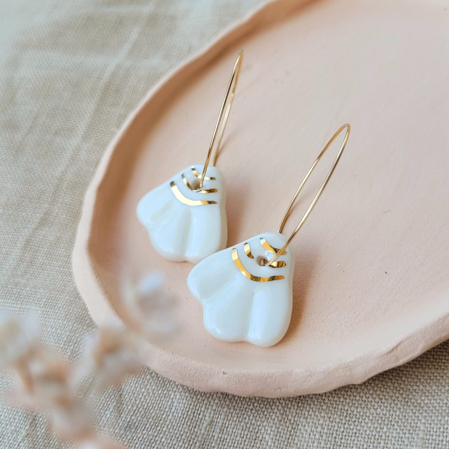 Porcelain dangle earrings with gold "Little daisies"