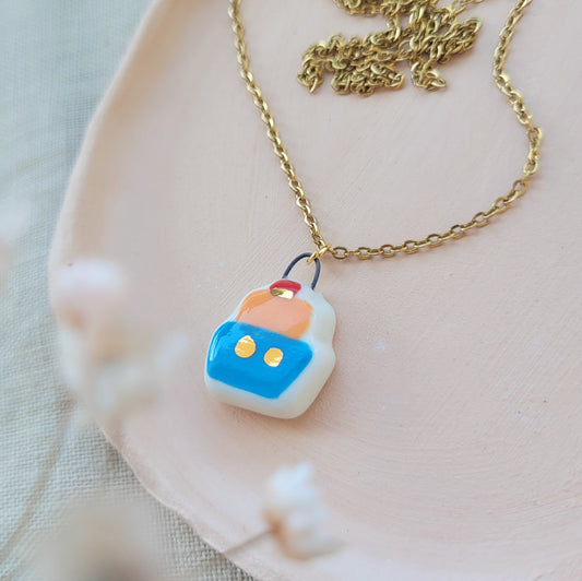 Porcelain necklace with gold "Little boat"