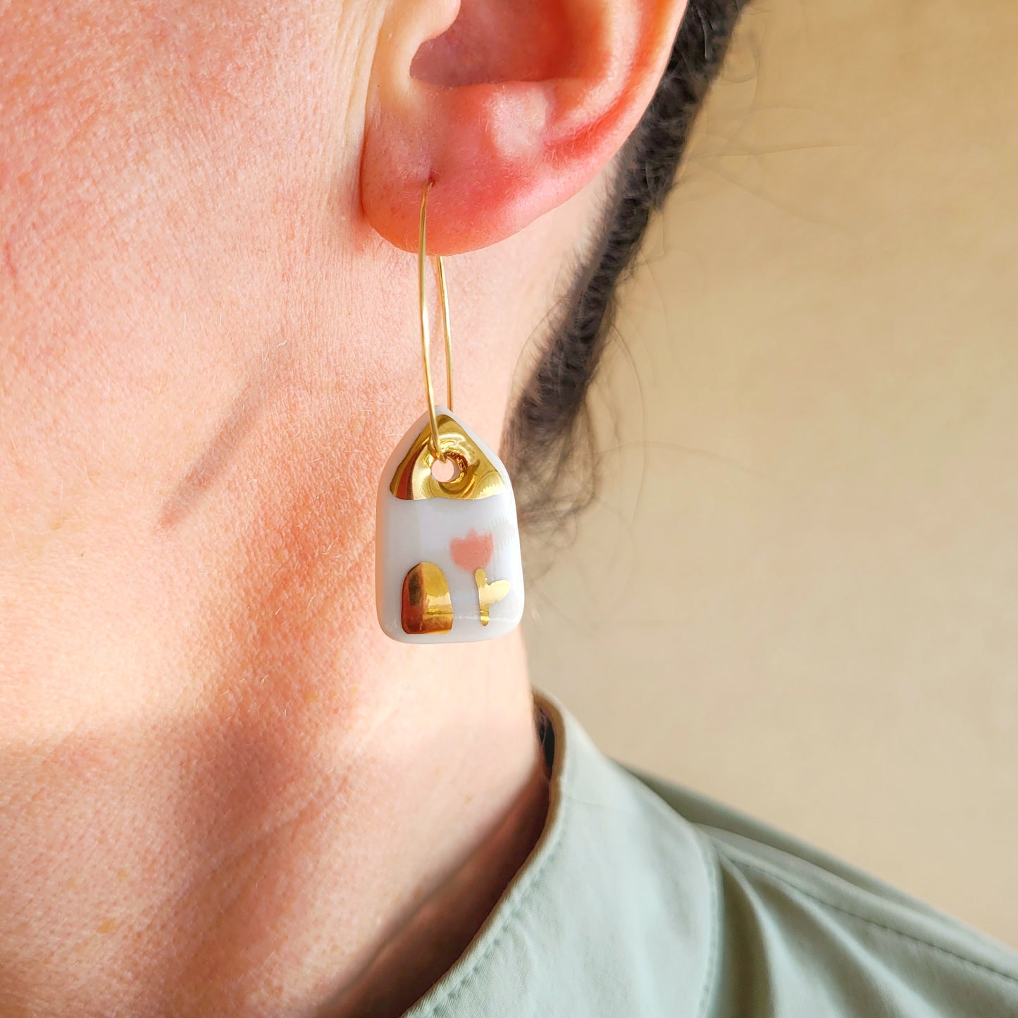 Porcelain dangle earrings with gold "Houses with pink tulips"