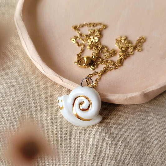 Porcelain necklace with gold "Little snail"