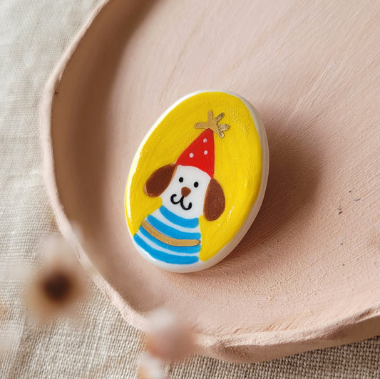 Porcelain brooch with gold "Phillipe"