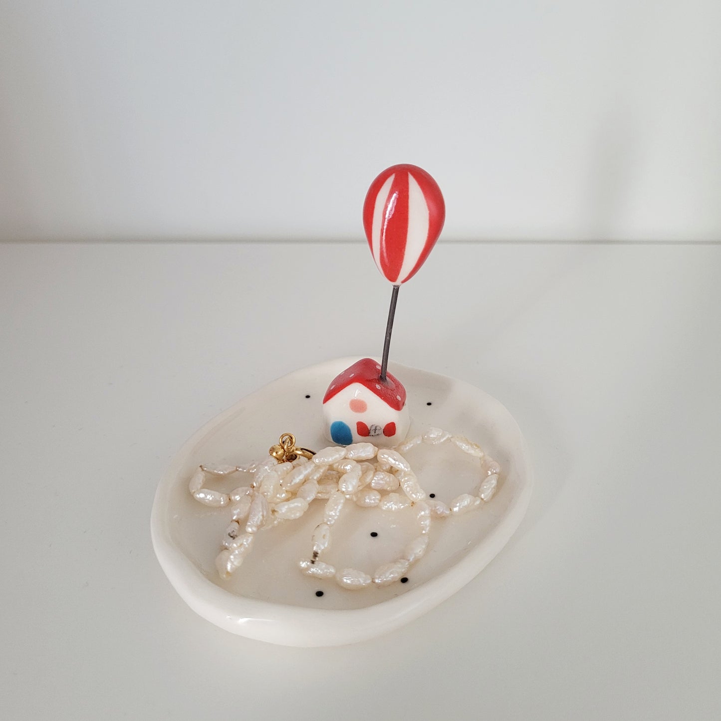 Porcelain trinket dish "Me and my balloon"