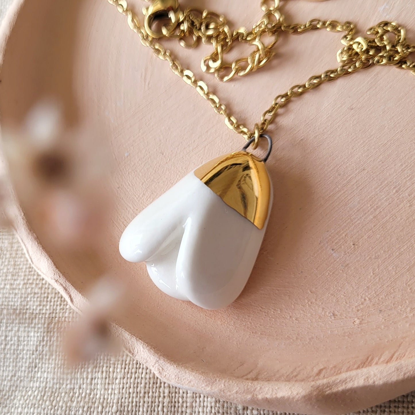 Porcelain necklace with gold "Snowdrop"
