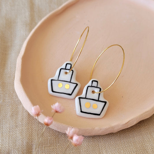Porcelain dangle earrings with gold "Boats"