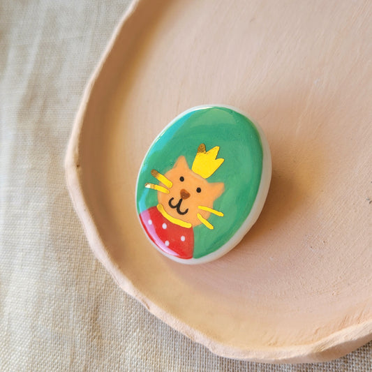 Porcelain brooch with gold "Paul"