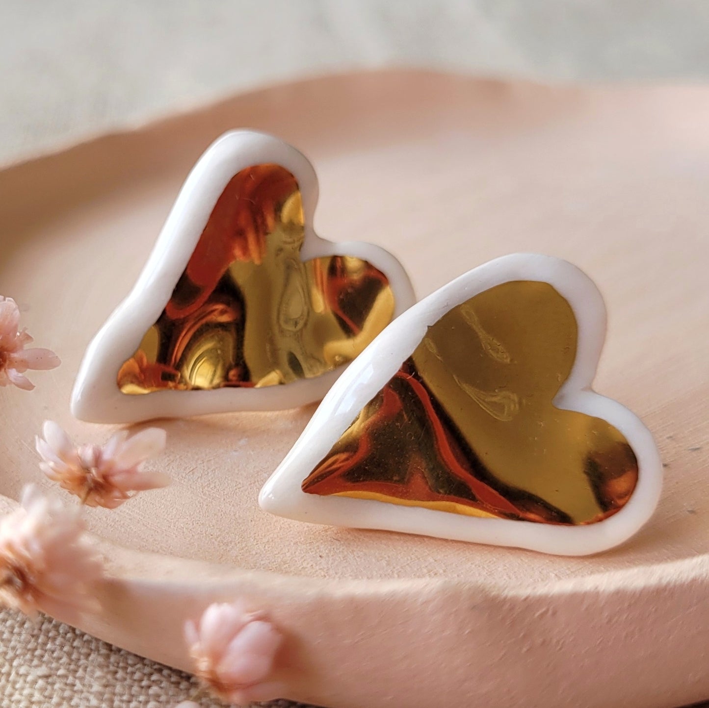 Porcelain stud earrings with gold "Big hearts"