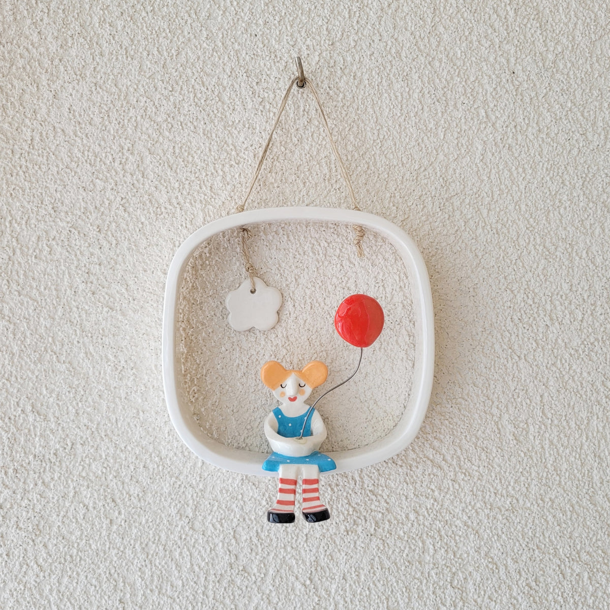 Ceramic wall hanging "Girl with red balloon"