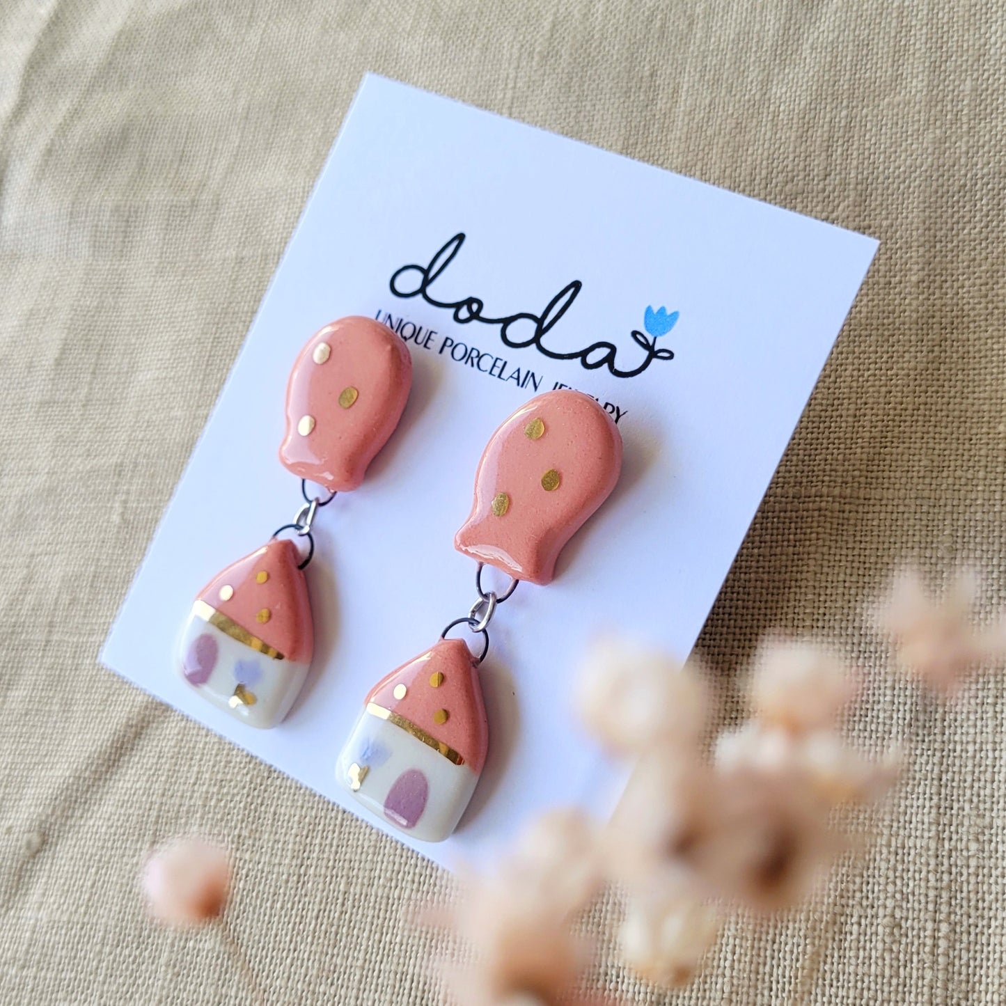Porcelain stud earrings with gold "Pink balloon"