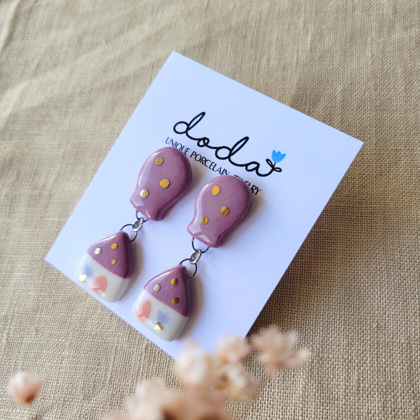 Porcelain stud earrings with gold "Dark pink haouse and balloon"
