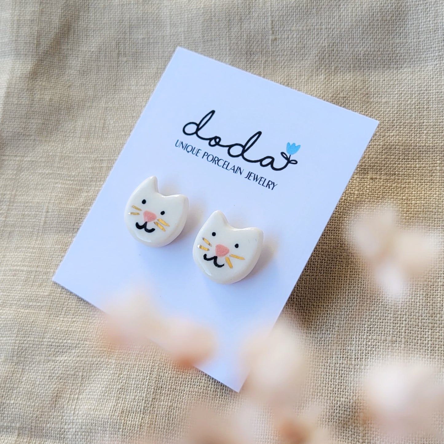 Porcelain stud earrings with gold "White kitties"