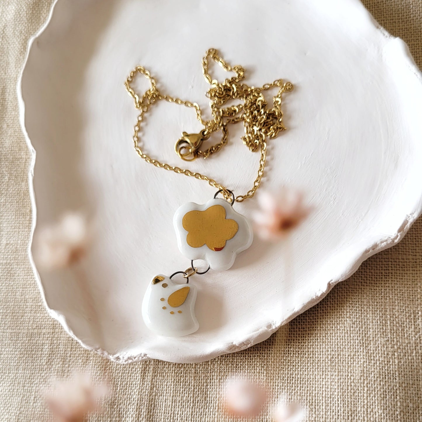 Porcelain necklace with gold "Birdie"