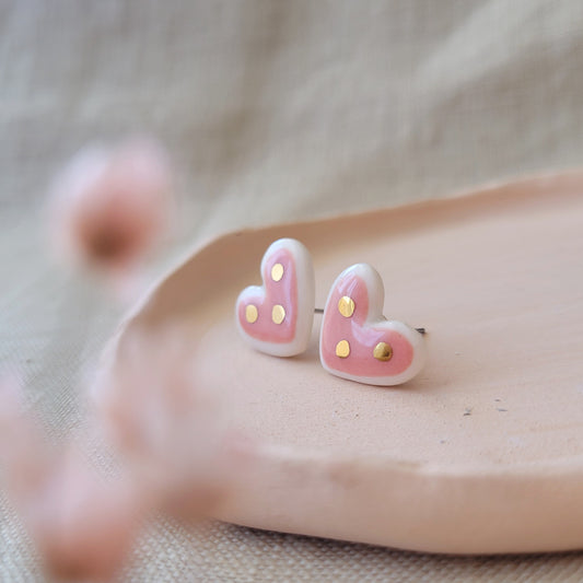 Porcelain stud earrings with gold "Pink hearts with dots"