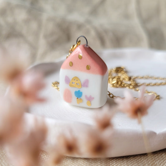 Porcelain necklace with gold "Pink house with pink door"