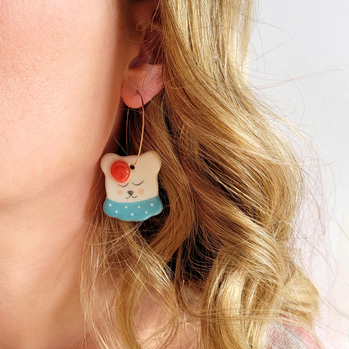 Ceramic mismatched dangle earrings "Bears in love"