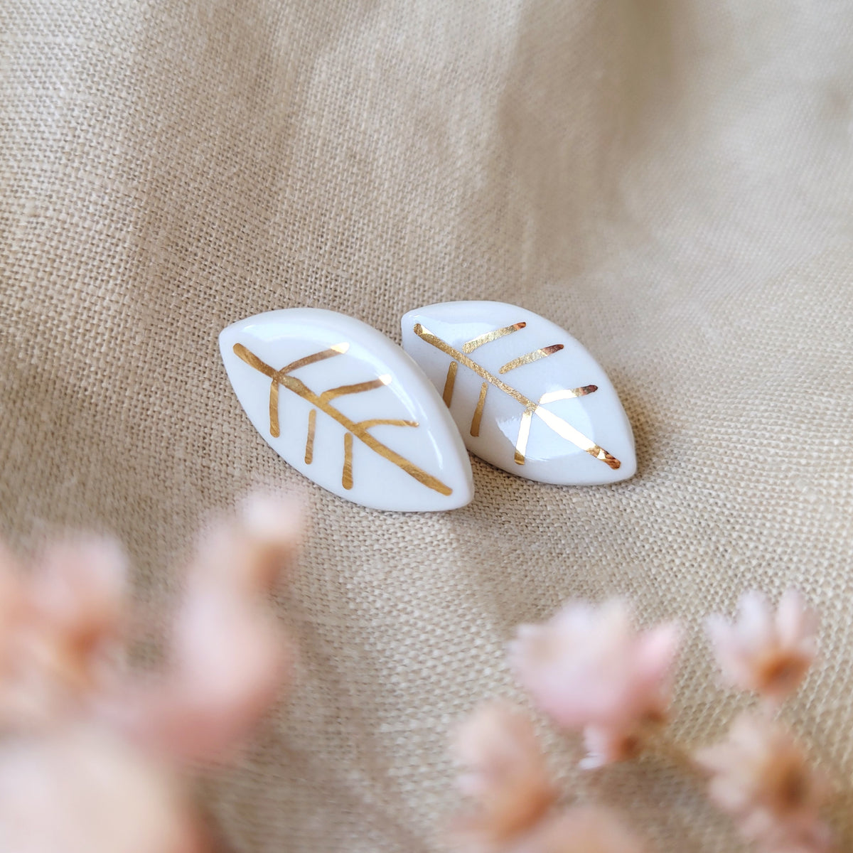 Porcelain stud earrings with gold "White leaves"