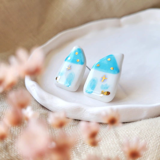 Porcelain stud earrings with gold "Light blue houses"