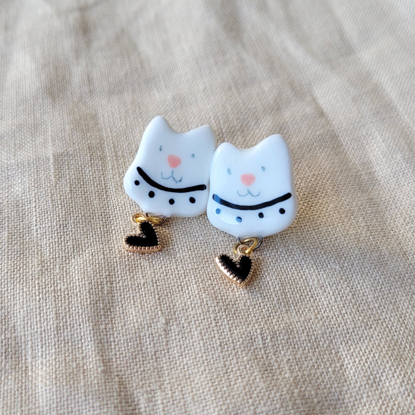 Porcelain stud earrings "Kitties with black hearts"