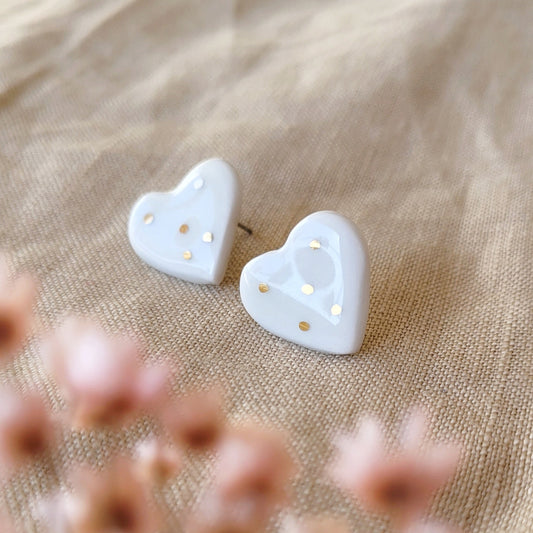 Porcelain stud earrings with gold "White hearts"