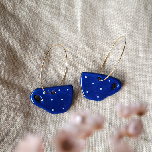 Ceramic dangle earrings "Dark blue coffee mugs with white dots"