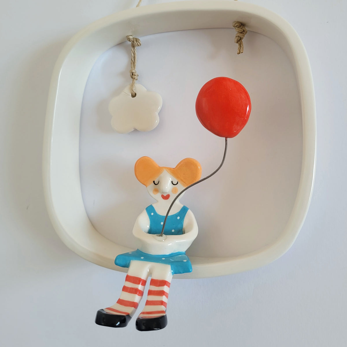 Ceramic wall hanging "Girl with red balloon"